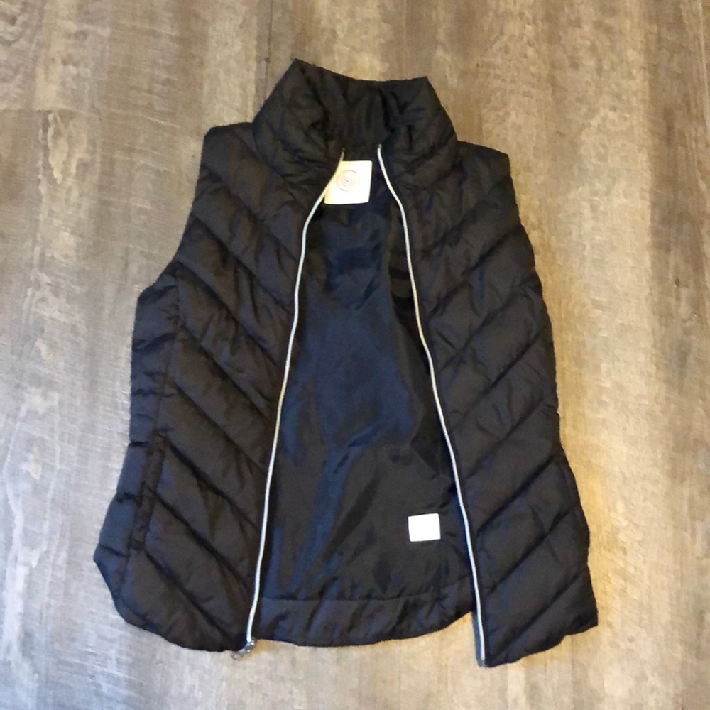 Vest - Picture 1 of 1